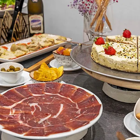 Faranda Rias Altas, Ascend Collection Oleiros