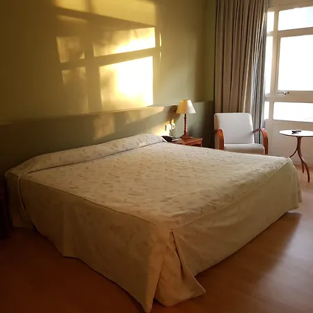 Faranda Rias Altas, Ascend Collection 3* Oleiros