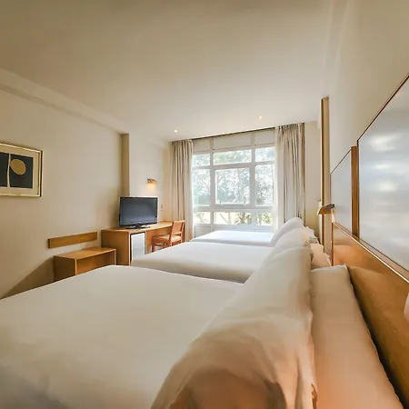 Faranda Rias Altas, Ascend Collection Oleiros