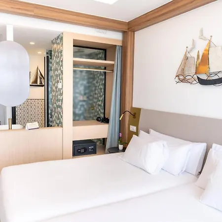 Faranda Rias Altas, Ascend Collection Oleiros